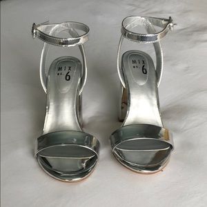 *Brand New* Metallic Silver Chunky Heels